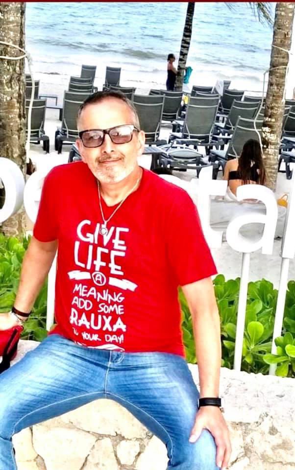 NICKBKNYUSA's tweet photo. My dear friend, three years ago today, we lost you suddenly. But then you were always larger than life anyway. Always on to an adventure. Truly one of the most complex and interesting men in the world! We will never forget you Tony Kushnir! Никогда не забывай моего дорогого друга https://t.co/ppPPQgzOcC