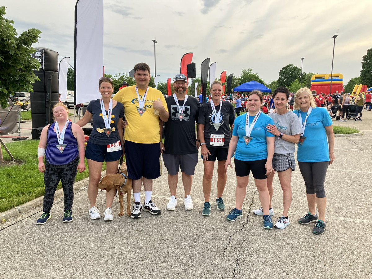 ValemeeFitness's tweet photo. Valemee offers Personal training, Nationally recognized certification course on inclusive fitness for APE/PE teachers and fitness professionals, Classes for day programs like @AlphaGroup1000, partnerships like @DSACO_CBus and Sport specific training. https://t.co/kvGm6Pv5VL