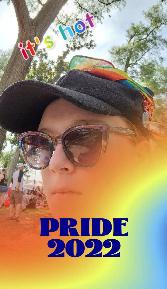 track8regret's tweet photo. went to #BayPride https://t.co/wR3PxqSImp