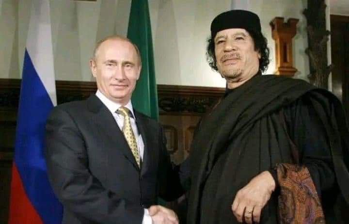 LexterieurInfo's tweet photo. L'homme fort de la Russie , Vladimir Poutine , a accusé jeudi les forces spéciales américaines et françaises d'avoir été impliquées dans l'assassinat de Mouammar Kadhafi. Rappelons que l'intervention occidentale en Libye a réveillé les cellules mortes d'Al Qaida. https://t.co/FDDDbxXteI