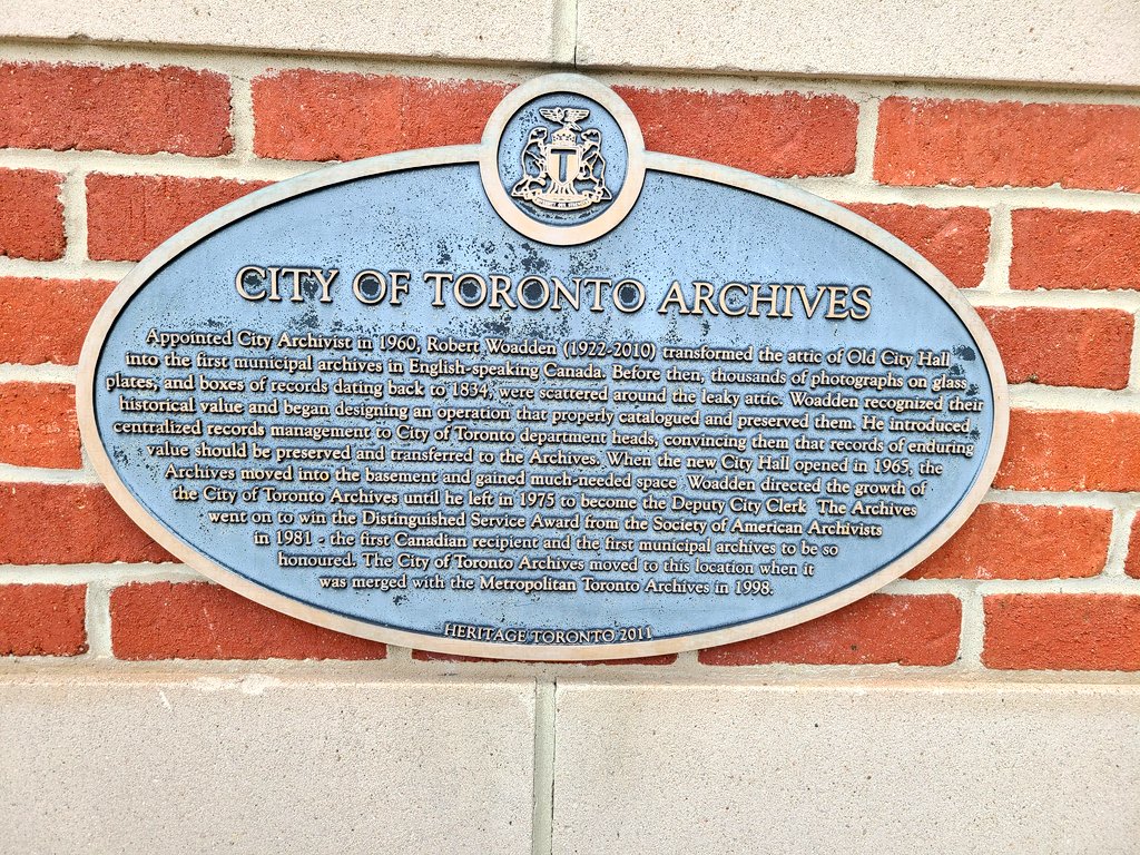 BobGeorgiouTO's tweet photo. Archives.
Spadina Road, Toronto, Ontario.
#Toronto #ScenesTO #TOhistory https://t.co/cKKCXm8tjK