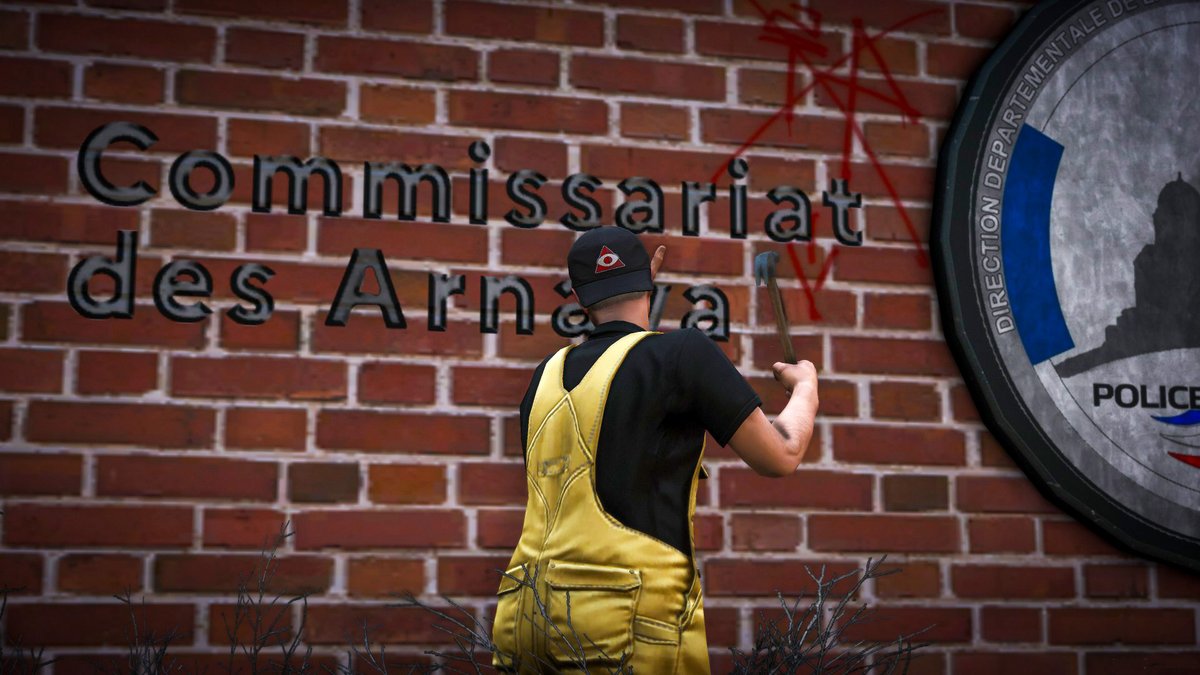 Vétuste, un commissariat historique ferme ses portes 😭
Un nouveau commissariat rassemblant les policiers du 15ème et 2ème arrondissement ouvrira ses portes d'ici le 1er juillet.