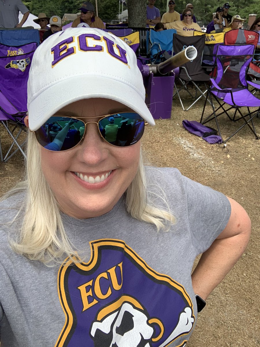 AmandaFlutebob's tweet photo. We didn’t get the W today, but I am confident we will tomorrow!  @ECUJungle @ECUBaseball @ECUpir8nation #incliffwetrust #WeBelieve https://t.co/qmmn4AFVVA