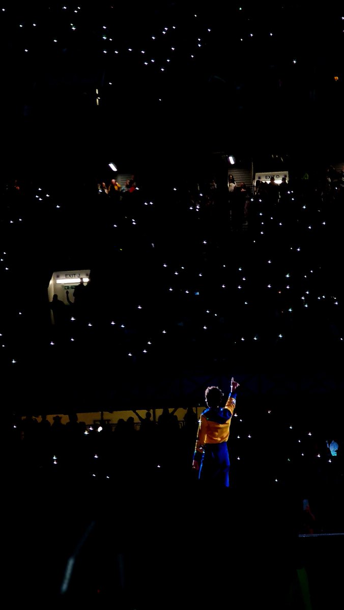 HarryLATAM_'s tweet photo. #LoveOnTourGlasgow #HarryStyles #HSIQ 
© owner https://t.co/8roEaNSYu5