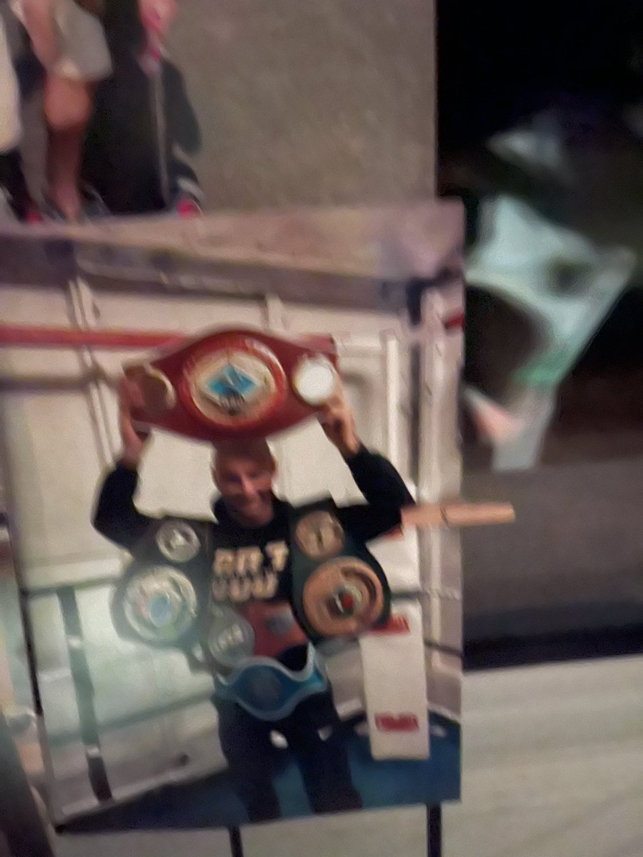 Lee Hanning tweet media