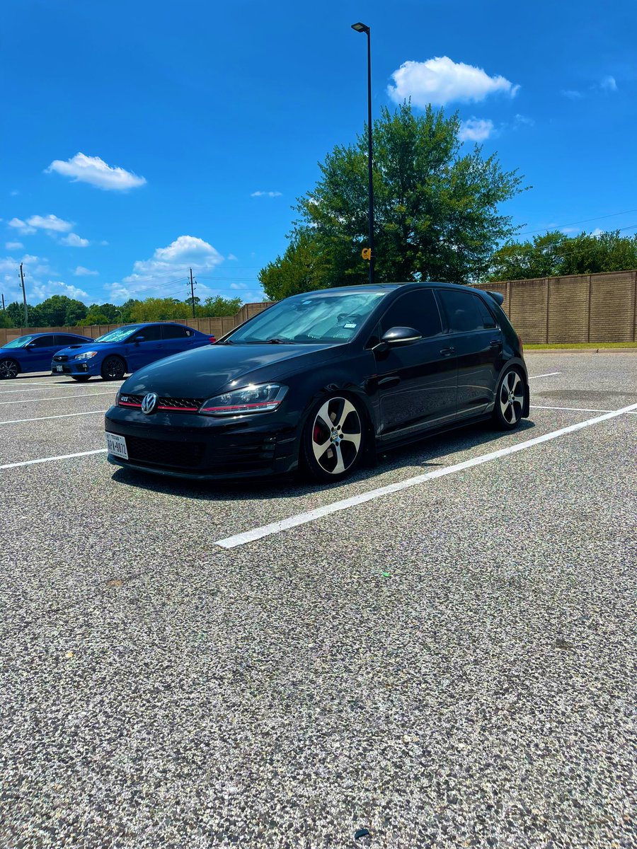 StyFall's tweet photo. 2017 MK7 GTI #gti #golf https://t.co/yYHhze39wy