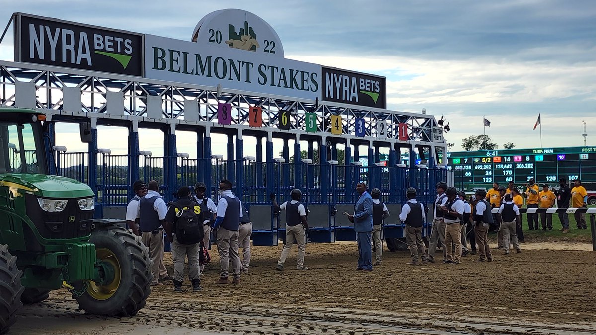 TECableGuy's tweet photo. Gates in place @BelmontPark https://t.co/pnMIr4RivU