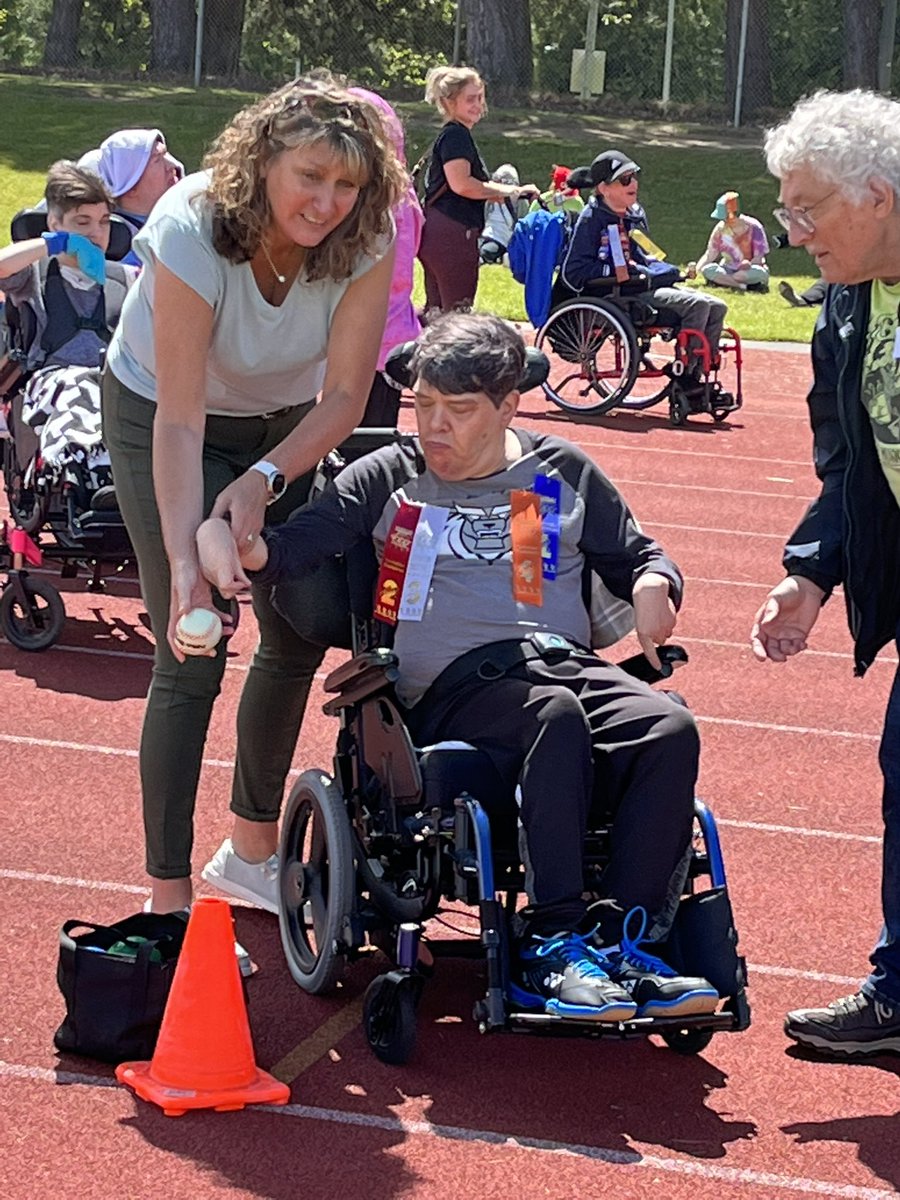 We love ball toss. Do you? #uvic #trackshoes