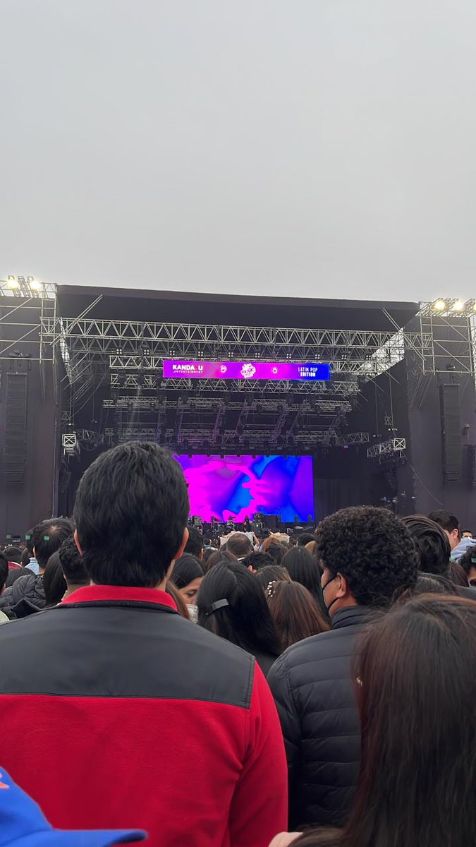 misobube's tweet photo. 🏟️ lima music fest 🏟️

@KandavuOficial https://t.co/o9SvRCtbuL