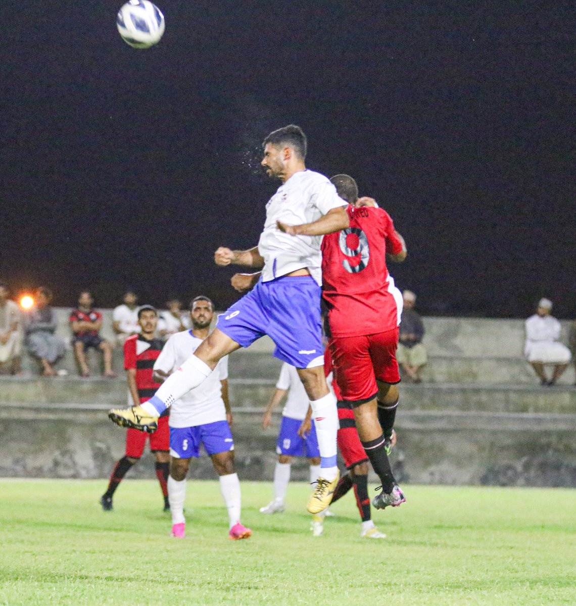 alnahdateam's tweet photo. أبطالنا يكسبون اللقاء الأول مساء يوم الجمعة بفوز عريض على فريق اتحاد خفدي 5/2 بدوري الدرجة الأولى بنادي الرستاق 2022، سجل أهداف الفريق كلاً من باسم العويسي ثنائية و عيسى المعولي وداود العبري وسيف المعولي. https://t.co/kukcxhbczb
