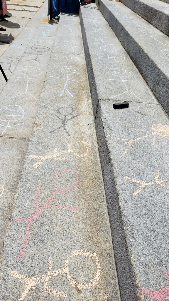 challenge_maine's tweet photo. More from today's March for Our Lives...
Join Maine Challenge Thursday, June 16th, when we speak to young people about the issue of gun safety: https://t.co/zgaGSyuz8a
#MarchForOurLives #maine #SusanCollins #guns #gunsafety #GunReformNow #mainechallenge https://t.co/ABQxT12Jsw