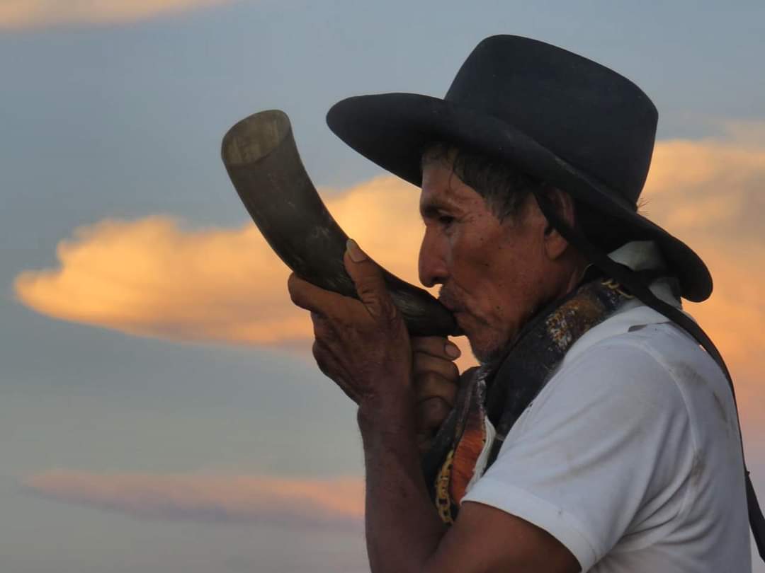 🎶🎶🎶🎶 Que nombre se le da en el llano a este utensilio....??
#llanero #llano #llanera #llanoorientales