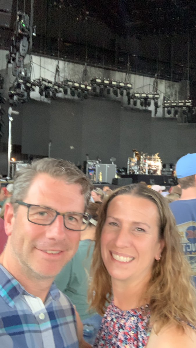 From #infocomm2022 to <a href="/davematthewsbnd/">Dave Matthews Band</a> in the pit at Jiffy Lube Live in 24 hours! Whirlwind!