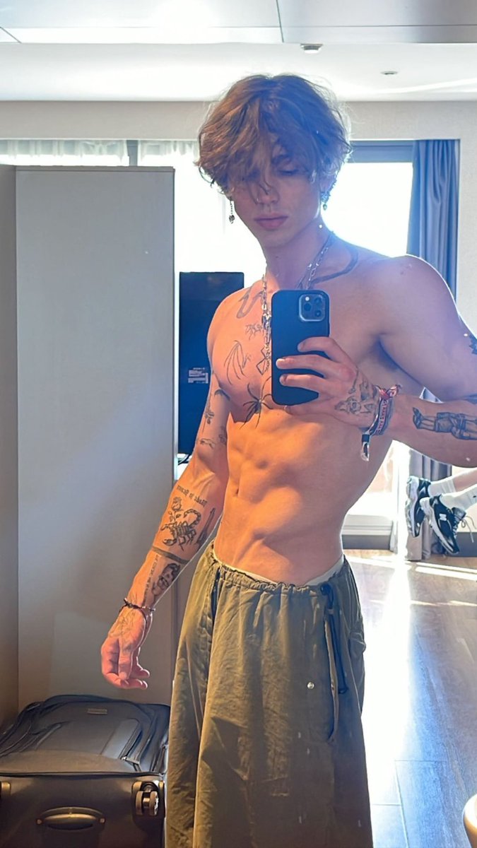 ؘ (@iconsbyvinnie) on Twitter photo 