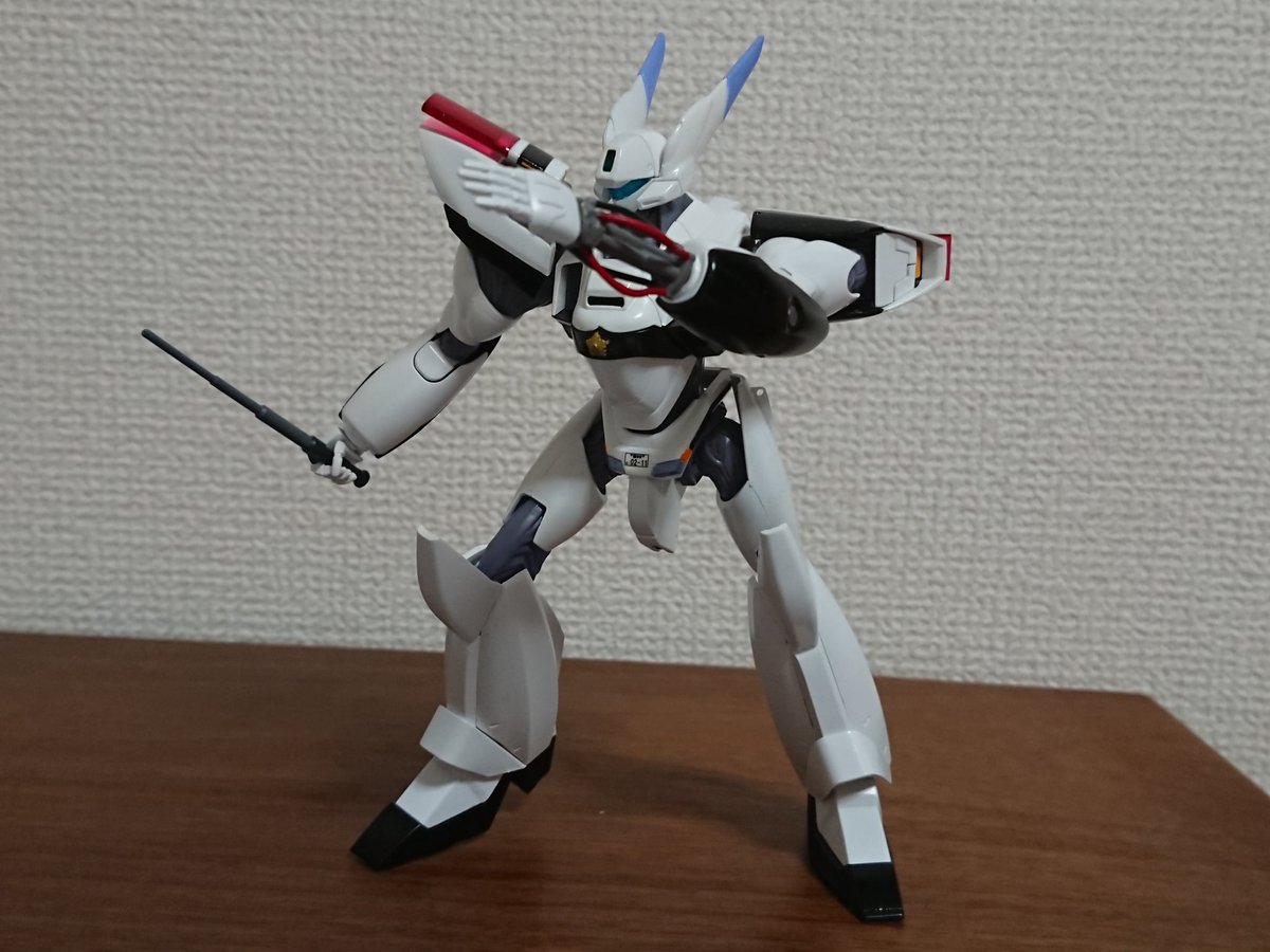 IshiiYasumasa's tweet photo. またまたパトレイバーAV-0(Peacemaker)
製品パッケージを参考にポージング。
先日のものよりはマシになったかな?
#機動警察パトレイバー #パトレイバー #パトレイバー零式 #avx0 #av0 https://t.co/5A49PkCWGB