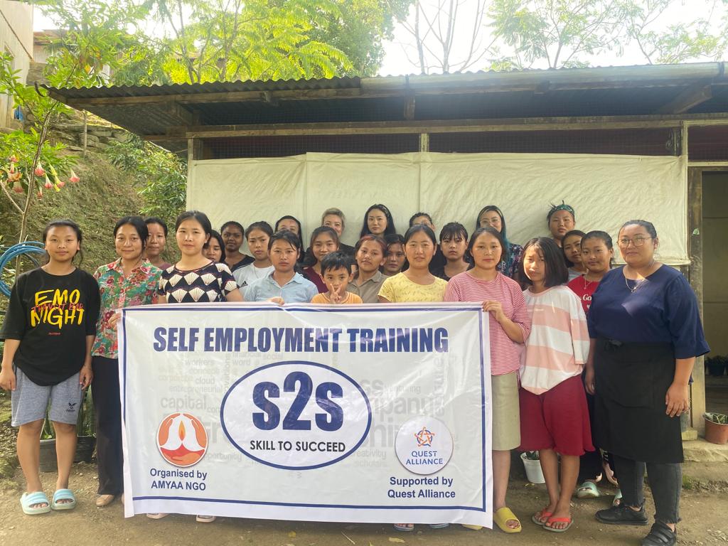 AmyaaNgo's tweet photo. Day 1 : 11/06/2022
SheCooking Competition Champion of Shirui Lily Festival 2022 Ms. #TheresaAthiniObou trains trainees of SHARON WOMEN TRAINING CENTRE, Senapati, Manipur in #ConfectioneryItemsMaking. 
#SelfEmployment QUEST Alliance  Accenture in India #saviorodigues #rajanshah https://t.co/KN8z6rP5kx