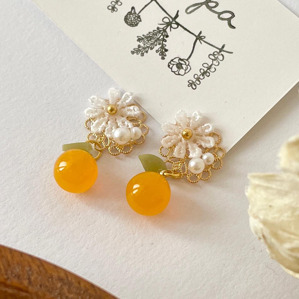 cheche3248's tweet photo. #うちのかわい子ちゃん見てって展
葉っぱ付きのもぎたてフルーツ🍎🍋🍑🍊
アンティーク風揺れるアクセサリーです🌷🤍 https://t.co/EWodCaFebS