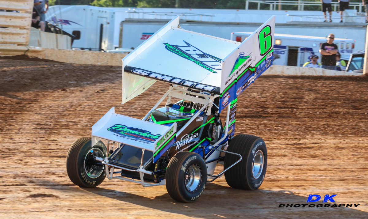 Derick_2k's tweet photo. Turn 4 photos from @PortRoyalSpdway @WingedNation #tweetmyseat https://t.co/DzRqbpaRoa