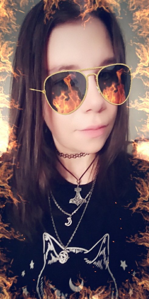 MidnightJazz33's tweet photo. 1. Move aside Elsa, I'm the Ice Queen.
2. "I fell into a buring Ring of Fire" #LifeofJeanne #SnapThings #FireandIce https://t.co/QXANSQwDcH