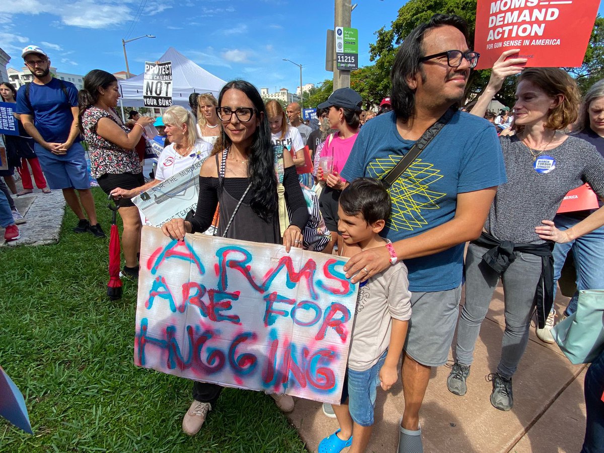MiamiDadeMHS's tweet photo. Let’s start caring and do something! #DontLookAway #Enough @AMarch4OurLives https://t.co/Rdztj2OArF