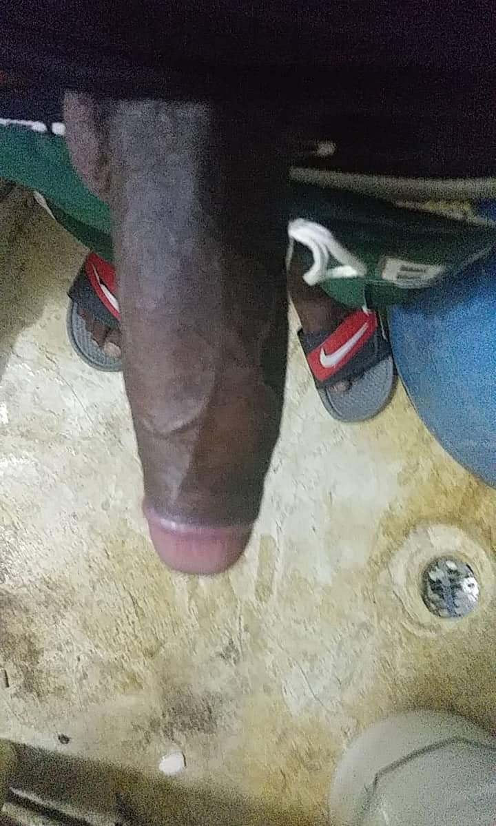 hothotpty's tweet photo. De san miguelito buena pinga🍆🤤#Rt para más contenido hot🔥 https://t.co/idTavbo298