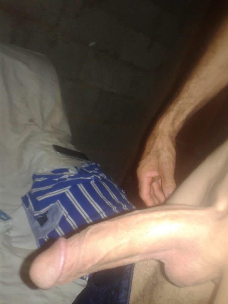 hothotpty's tweet photo. Maduro blanco vergon😈🤤#Rt para más contenido hot🔥 https://t.co/p0kDSKhCQv