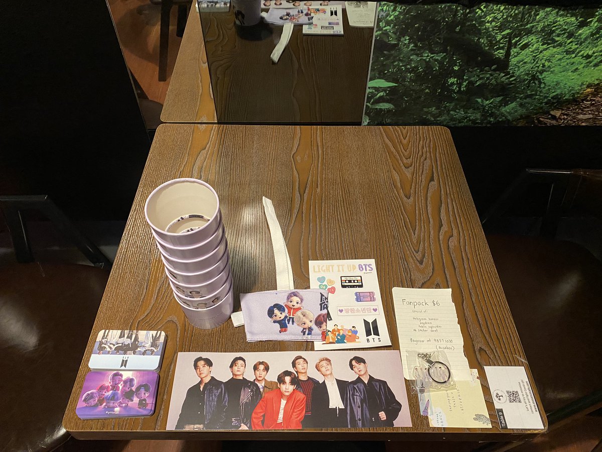lightitupw_BTS's tweet photo. Hello everyone we are already here at #BTSV8RSE ! Do come down and redeem a cupholder and 2 pcs with a purchase of a drink. We do sell our fanpack as well going at $6! We will be here from now till 4pm! See u there! https://t.co/OIKX3w2CT8