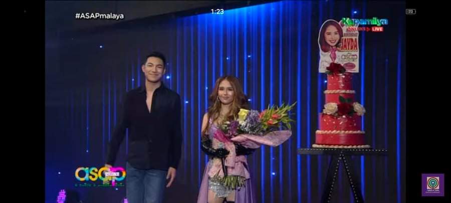 rebyjeff's tweet photo. Omg my fav ship noon💜💚

Darren and jayda Sana mag concert sila back to back ung sana Tayo na💜💚 ilove to hear the song na sila kakanta.

@jaydaavanzado
@Espanto2001
@starmagicphils
@StarMusicPH
#Darjay https://t.co/B4QRWfuHnP
