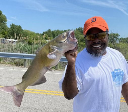 wchgarrett's tweet photo. Only caught 46lbs this week compared to 85lbs last week. Rushing trying to get to my backyard. https://t.co/CyJWn4L61N