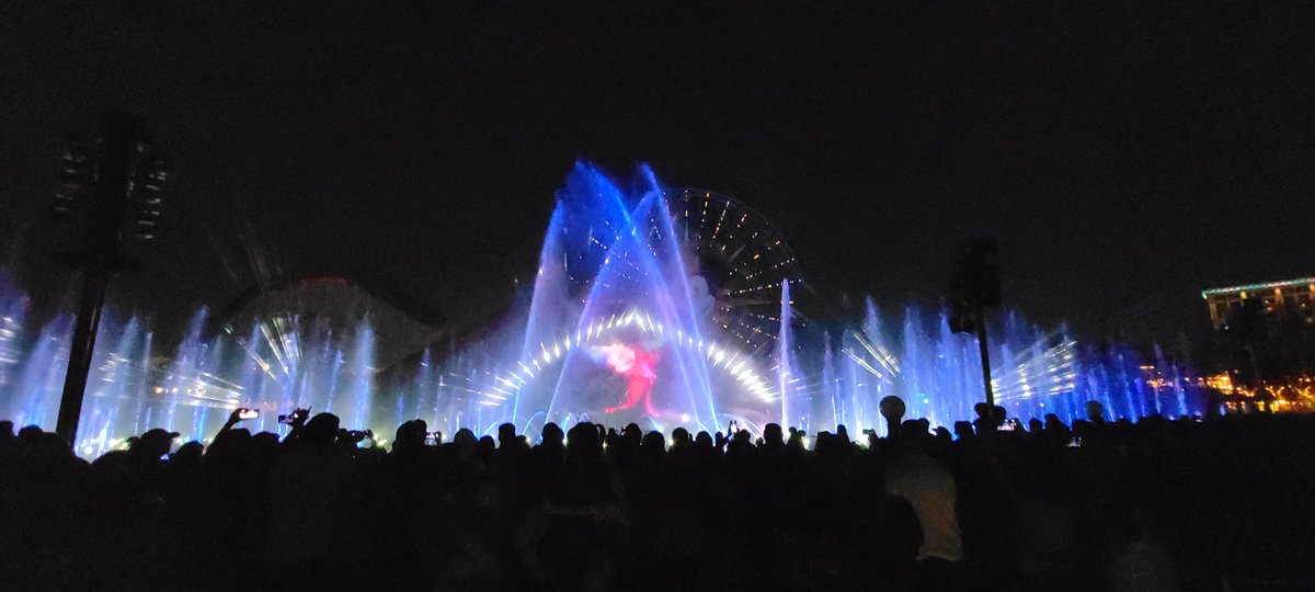 Disneyfan9523's tweet photo. Till Then Have A Magical And Colorful Night! #Disneyland #DisneyCaliforniaAdventure #Disney #WaltDisney #MickeyMouse #MinnieMouse #WaltDisneyCompany #MagicKey #D23 #WorldOfColor #WonderfulWorldOfColor #TheWonderfulWorldOfColor https://t.co/op2rmMl5dV
