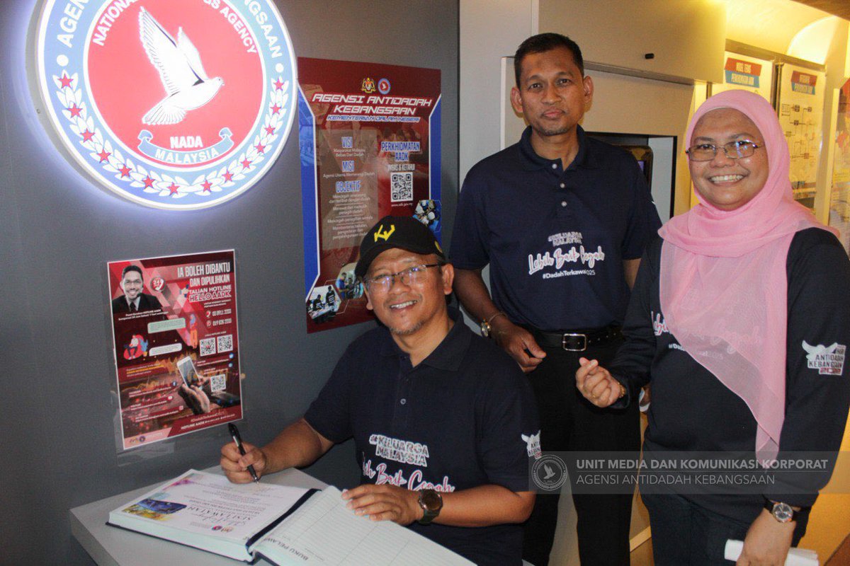 AADKMalaysia's tweet photo. HADK 2022 NEGERI SEMBILAN TERUS MERIAHKAN KOMUNITI SETEMPAT

Perasmian Sambutan Peringatan HADK 2022 peringkat Negeri Sembilan diadakan di Kompleks Belia &amp; Sukan Paroi pada 9 Jun 2022 lalu diteruskan hingga ke hari ini bagi memeriahkan lagi sambutan itu bersama komuniti setempat. https://t.co/vsItaGRbvw