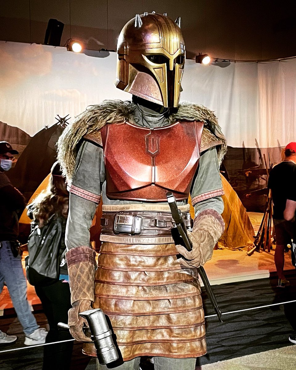 Sopchockchai's tweet photo. Persistence without insight will lead to the same outcome.
#thisistheway #thearmorer #themandalorian #themandalorianexperience #starwarscelebration #swca #swca22 https://t.co/aip0tjQ6dI
