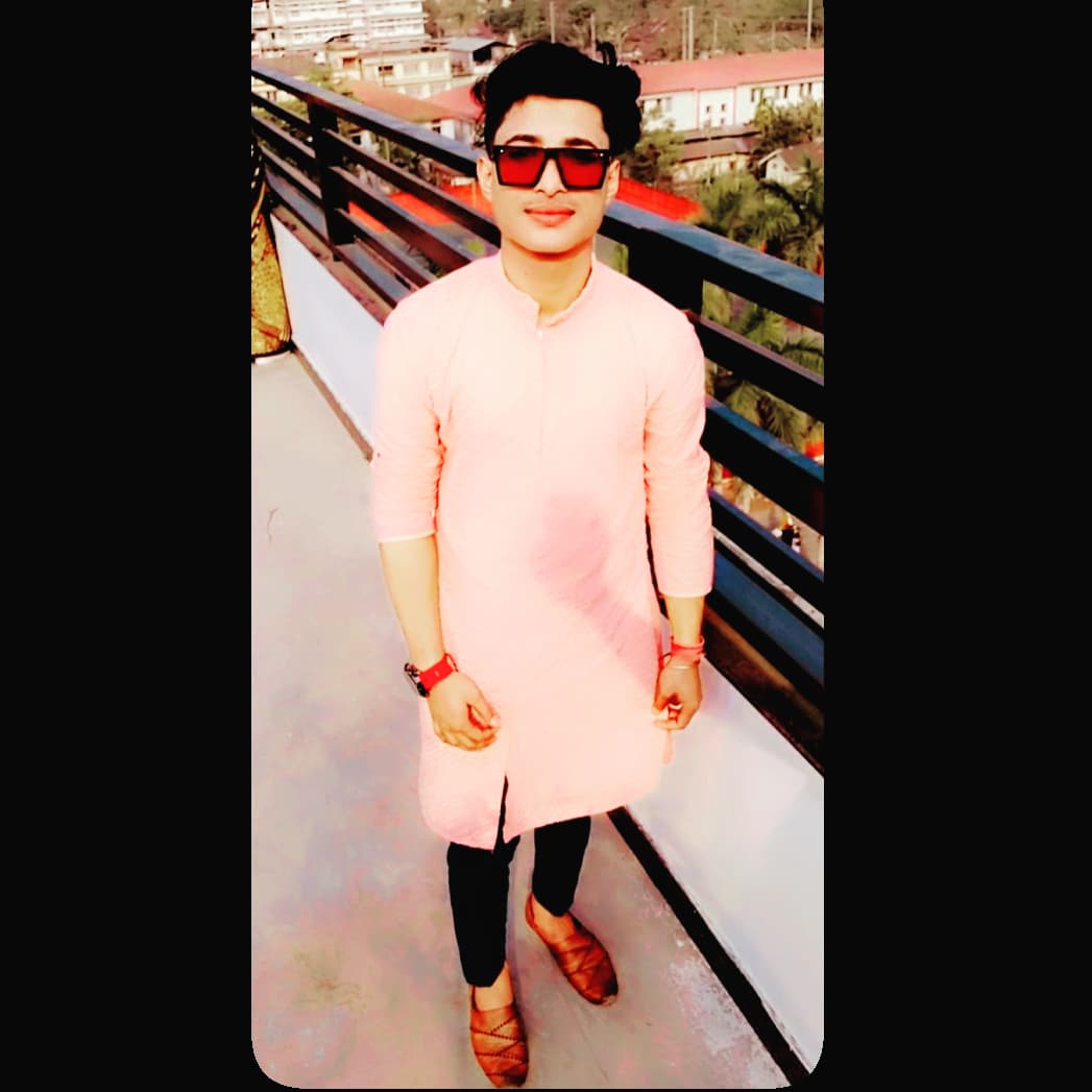 NeelDey13's tweet photo. @naradsecret Hi https://t.co/HZEeaOaUfr