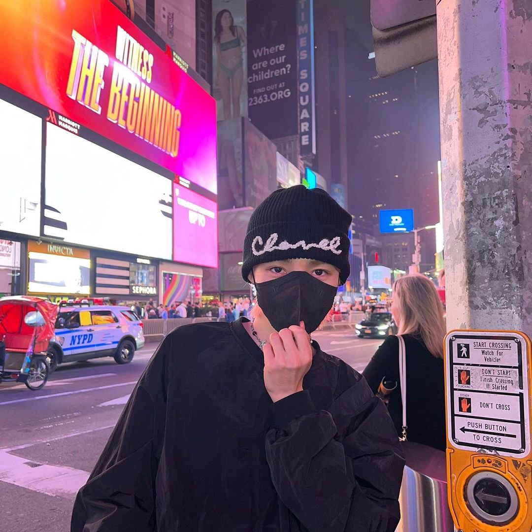channeechoi's tweet photo. More snaps beneath the city lights. 📷 https://t.co/OA6VMSzHaG