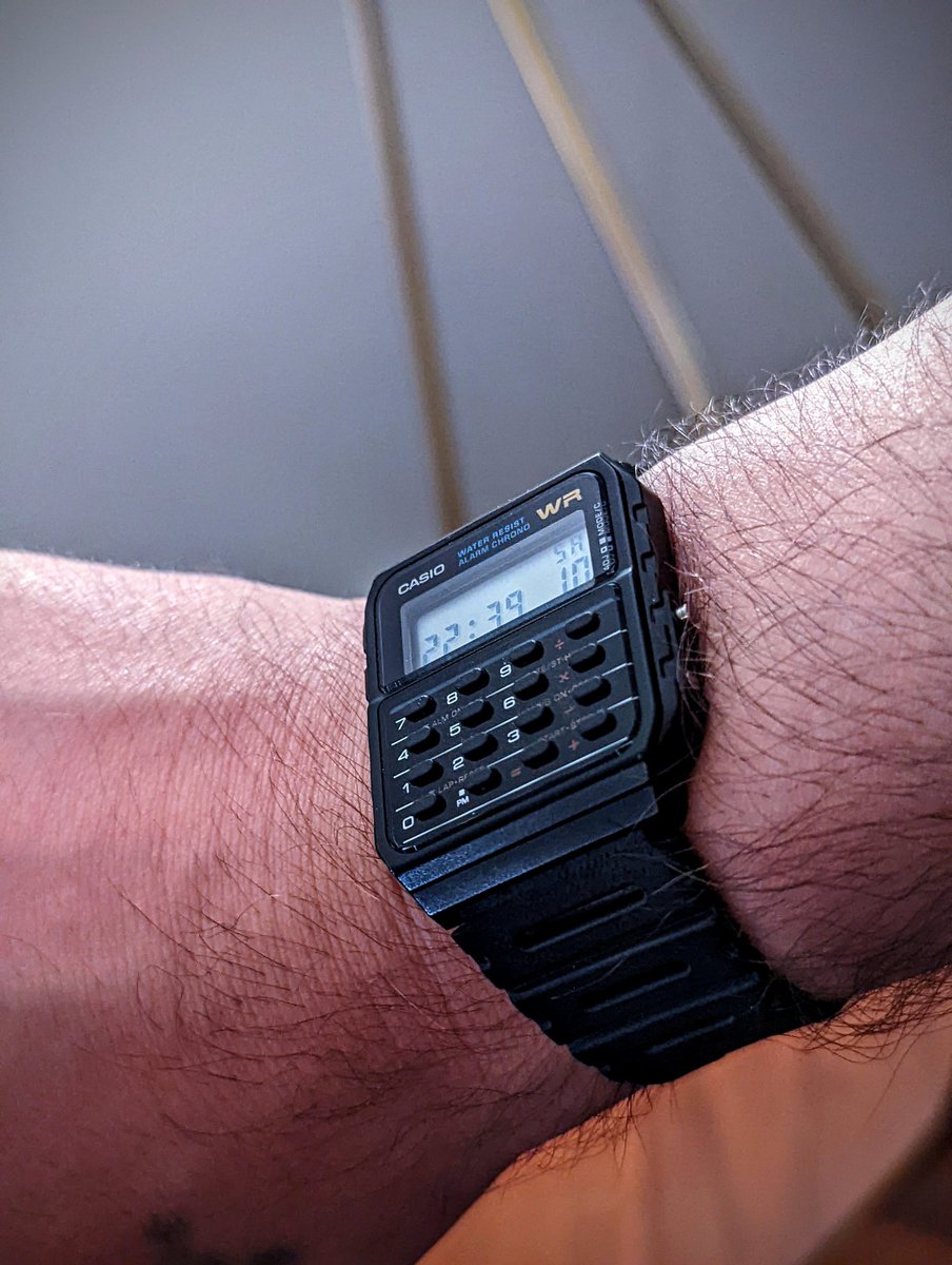 time_norman's tweet photo. Watching Stranger Things so feelin the Casio!
#killingtimewithnorman
#casio #casioca50 #backtothefuturewatch #digitalwatches
#watches #wristwatch #wristwatches #watchesofinsta #watchfam #youtube #wristporn #watchbox https://t.co/iQuDHRHNpJ