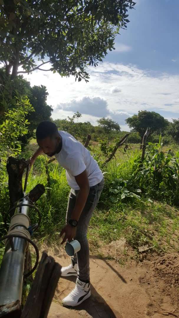 rongwinyai's tweet photo. A little throw back to 2020, pre covid ndiri paruzevha zvangu 
#Chihwa
#Mrewa https://t.co/MgVz2ugSjh