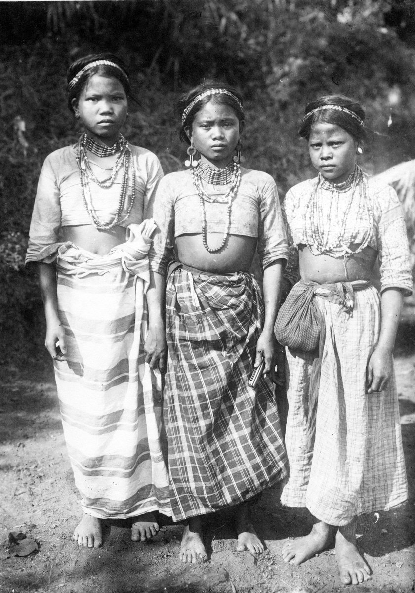 13thFool's tweet photo. Our Independence Day is also for the unconquered peoples of the Cordillera and of Luzon; the tumandoks of Panay, Palawan and Mindoro; the Lumads of Mindanao and the Moros of the Bangsamoro who all withstood foreign invasion yet remain excluded in our narrative of nationhood. https://t.co/Ej8QViSY5d