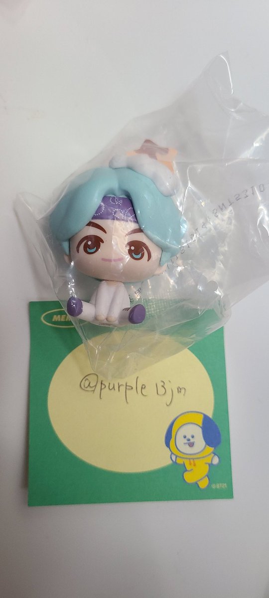 purple13jm's tweet photo. @SUGAAAAAARMY はじめまして、検索から失礼致します。
もしミニフィギュアのシュガお求めでしたら、ジミンとの交換などお考えではないでしょうか😖？ https://t.co/5mrSQIVrQW