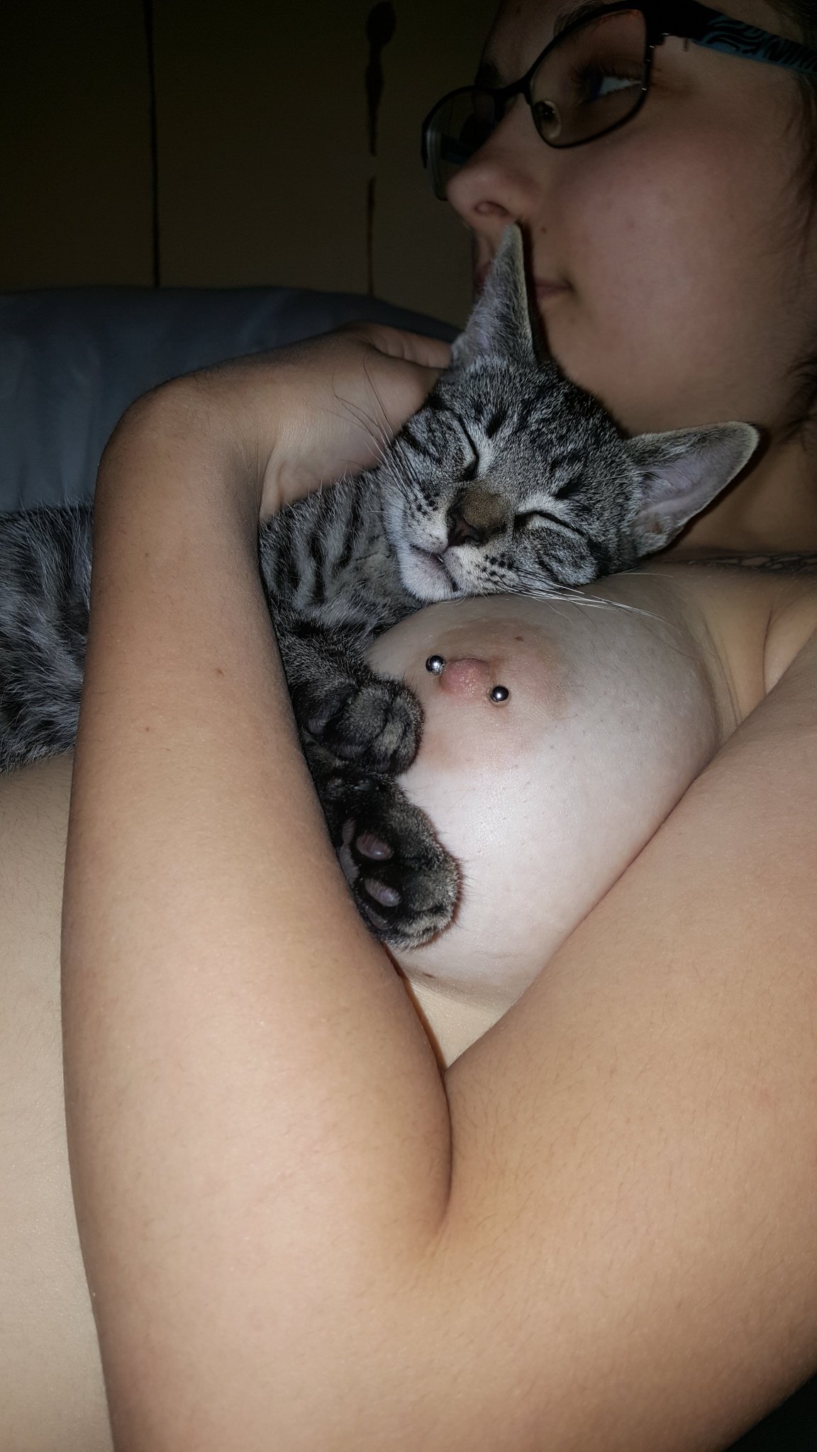 #kitty on #titties https://t.co/1wMznnzM4v