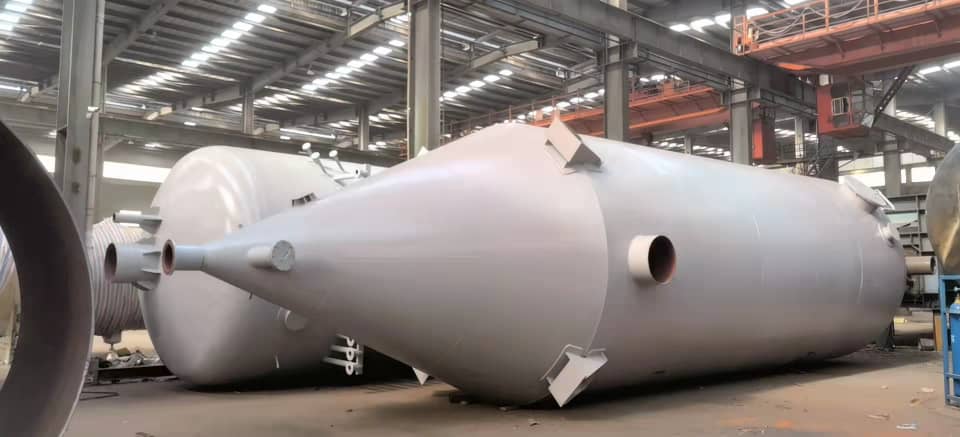 Humongous...
Components for Mvuma steel plant blast furnace have arrived at Durban Port, South Africa. They will arrive in Zim at the end of June. What a spectacle it will be, as we build Africa's largest steel plant! <a href="/HeraldZimbabwe/">The Herald Zimbabwe</a> <a href="/NewsDayZimbabwe/">NewsDay Zimbabwe</a> <a href="/DailyNewsZim/"><a href="/DailyNewsZim/">@DailyNewsZim</a></a> @DailyNewsZim