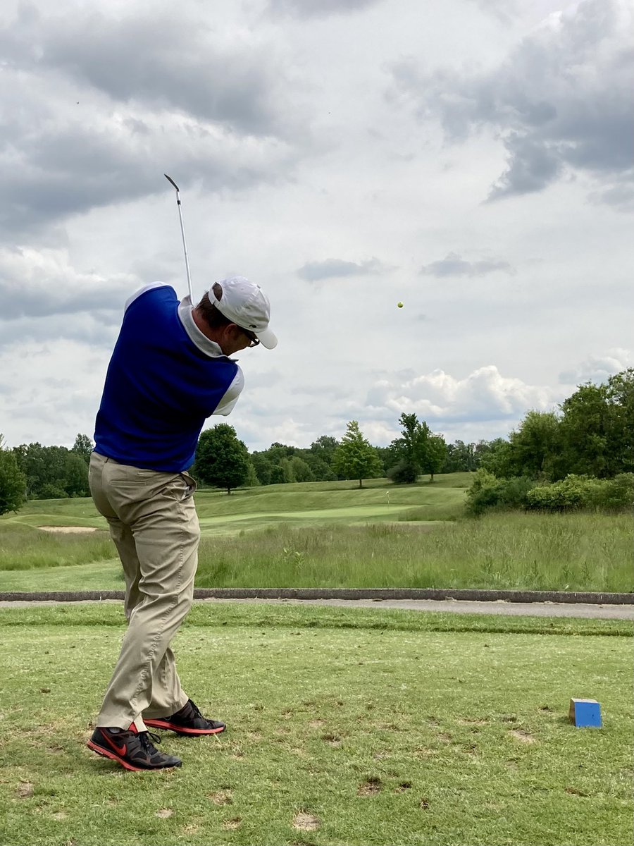 Coach_Maki_PE's tweet photo. Beautiful day for some golf!
β³οΈ ποΈββοΈ
#GetUpGetOutGetActive https://t.co/oUBbDw54ID