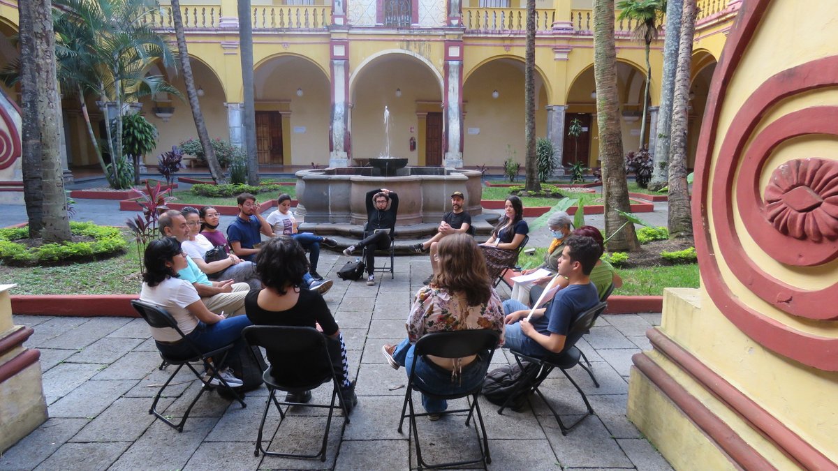 MAEVorizaba's tweet photo. Con la activación de salas, jardín y diversos espacios del #MAEV concluye la jornada en el marco de la conmemoración del Orgullo LGBTTQI+ que realizó el taller “Museos, Museas, Musees: identidades y transformaciones desde el arte” a cargo  de German Paley
#UsaCubrebocas https://t.co/fjpYmGnI7P
