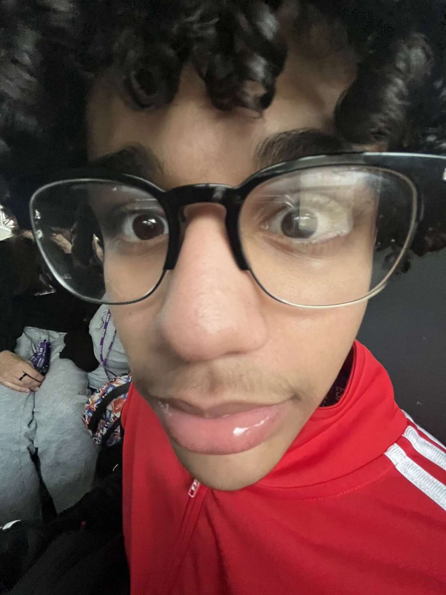 ETQorpy's tweet photo. the dick eating is crazy https://t.co/k1GcbLFdlL