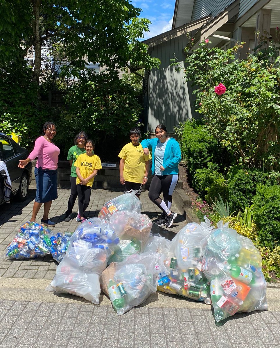 KidsPlayFounda1's tweet photo. Our #recycleforKIDS team is spending the day collecting recyclables and doing their part to #savetheplanet and #ProtectTheOceans .
Did you know the KidsPlay RecycleForKIDS program is youth led?
Learn about new initiatives at https://t.co/En1bv751a3
@Kal_Dosanjh https://t.co/NQwCe9VsIY
