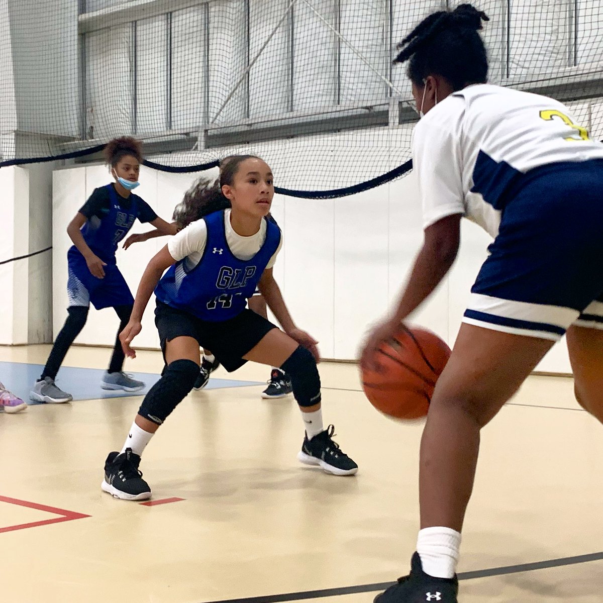 officiallyali's tweet photo. Our @GLP_Basketball 12u team locked in on #defense. Great job getting better today! #glp #glpyouthprogram #wbb #basketball #defense #development https://t.co/BJ4hPIyT9M