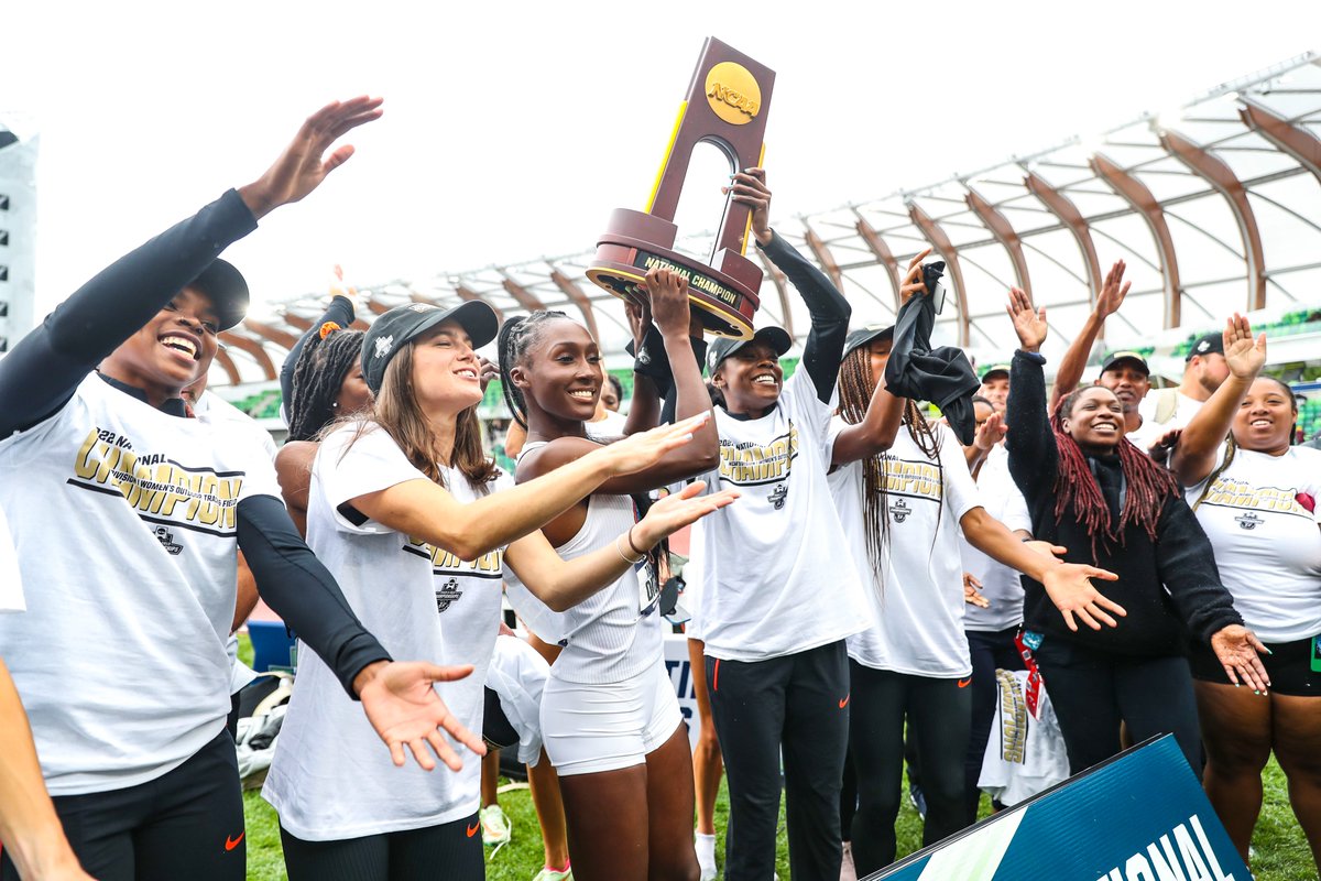 GatorsTF's tweet photo. Florida Track and Field 🫡 https://t.co/bj9ZnUCArX