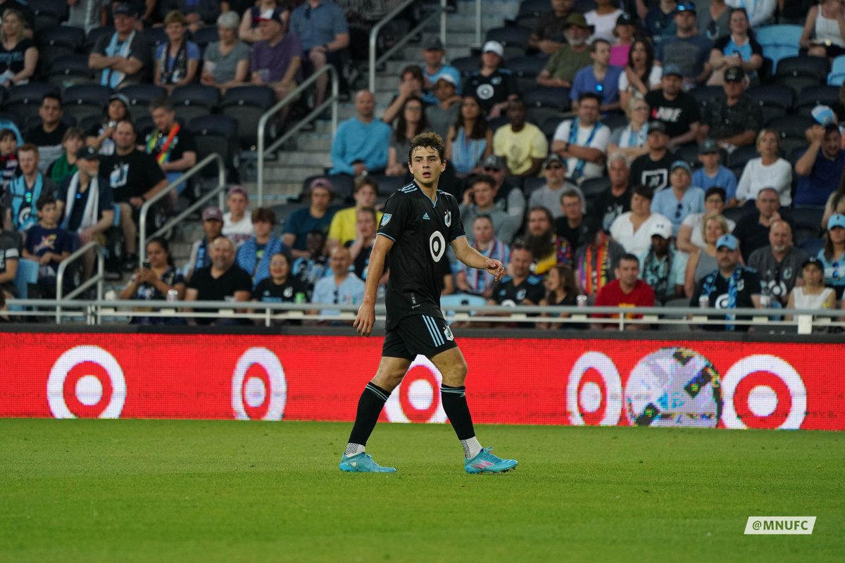 many BIG firsts tonight folks:

1. First MNUFC appearance for Fred Emmings
2. First MNUFC goal for AZ
3. First MNUFC appearance for Devin Padleford