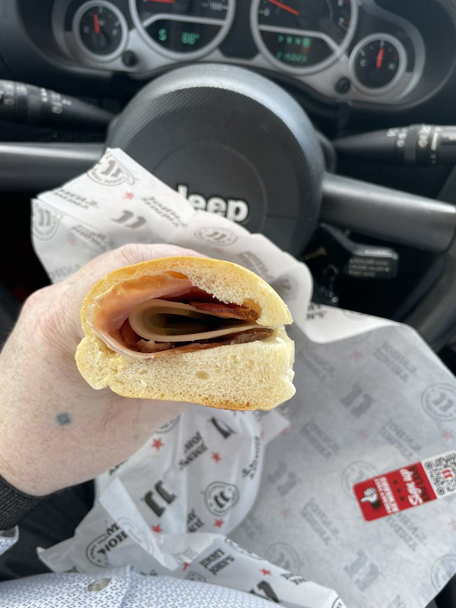 smee_matt's tweet photo. Times are tough @jimmyjohns $13 for a  thin combo. https://t.co/xe1724TJPK
