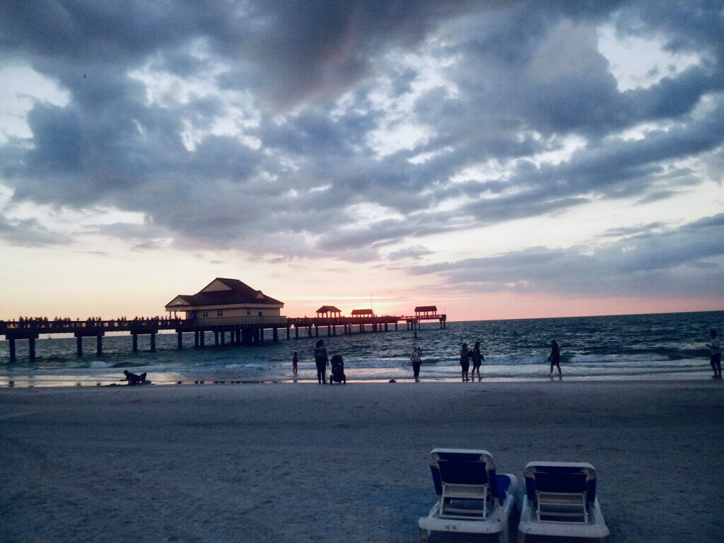 PaceCarTour's tweet photo. Clearwater Beach #sunset https://t.co/DZNuVmOdFT