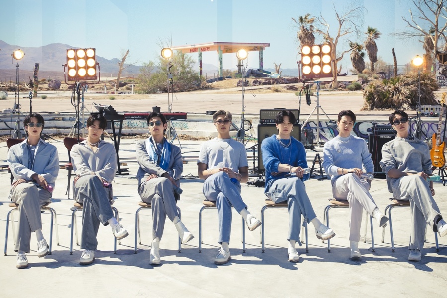 soompi's tweet photo. #BTS's "#YetToCome" Breaks Record For Biggest Spotify Debut By A Korean-Language Song
https://t.co/IdENbCFiPK https://t.co/ZZyFIKZtMu